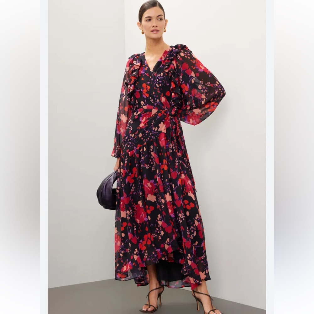 Slate & Willow Vibrant Floral Long Sleeve Dress